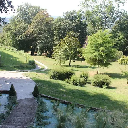 La Bellevue, Maison Entiere Guest house *