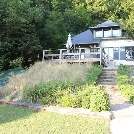 La Bellevue, Maison Entiere *